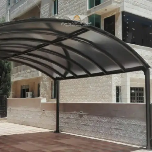 تركيب مظلات مسابح لكسان ضد الكسر